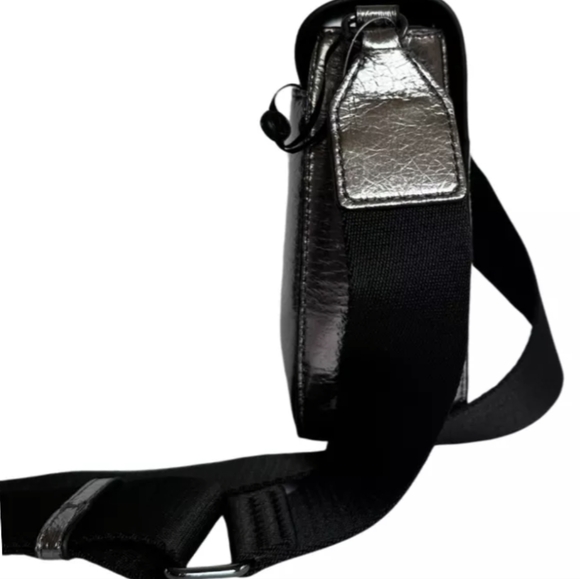 DKNY Imina Flap Crossbody Bag Crinkle Metallic NWOT MSRP $168 - Picture 5 of 8